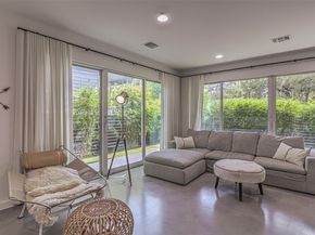 104 W 45 St, Austin TX 78751