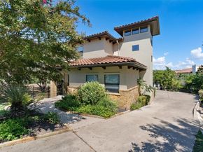 8 Cove Creek LN, Austin TX 78738