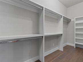 8 Cove Creek LN, Austin TX 78738