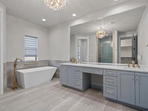 8 Cove Creek LN, Austin TX 78738