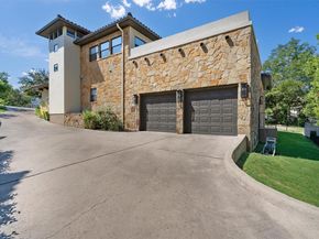 8 Cove Creek LN, Austin TX 78738