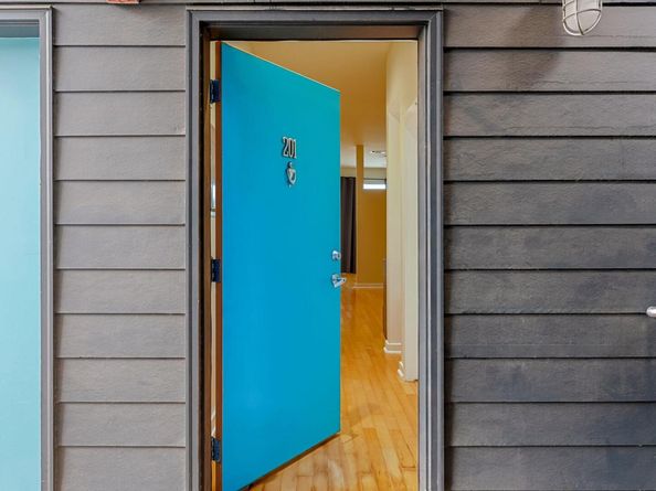 2931 E 12th ST 201, Austin TX 78702