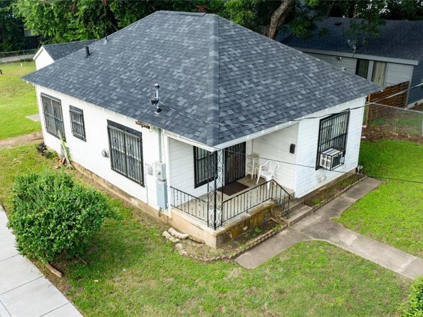 1909 E 14th ST, Austin TX 78702