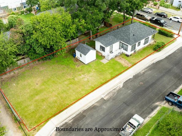 1909 E 14th ST, Austin TX 78702