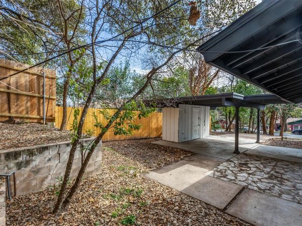 400 Cherry Hill DR, Austin TX 78704