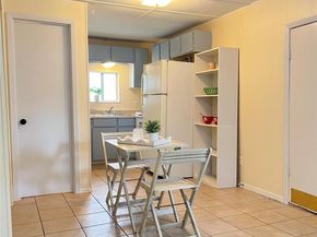 400 Cherry Hill DR, Austin TX 78704