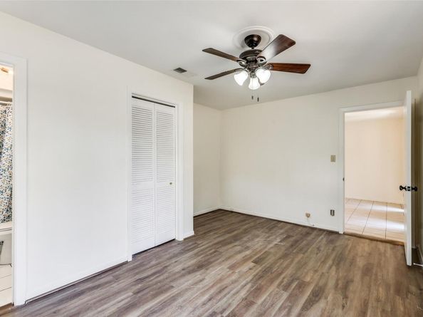 400 Cherry Hill DR, Austin TX 78704