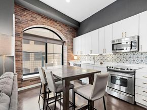 507 Sabine ST 608, Austin TX 78701