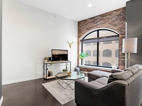 507 Sabine ST 608, Austin TX 78701