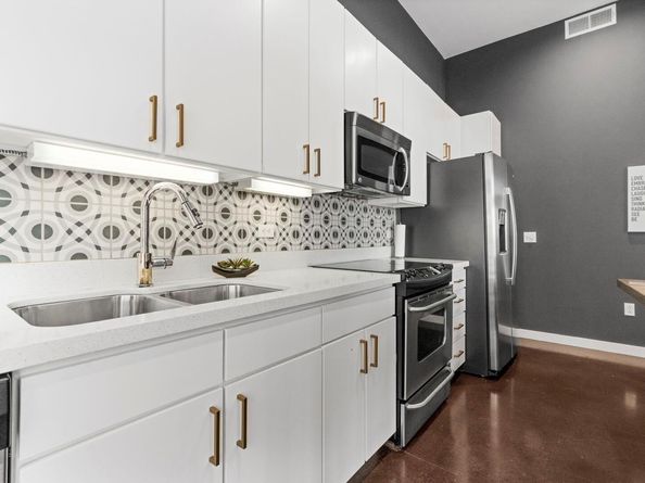 507 Sabine ST 608, Austin TX 78701