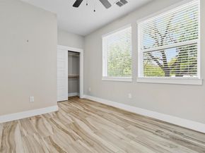 5609 Tura LN A, Austin TX 78721