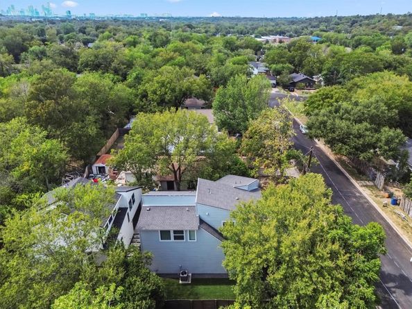 5609 Tura LN A, Austin TX 78721