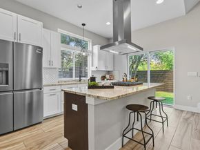 5609 Tura LN A, Austin TX 78721