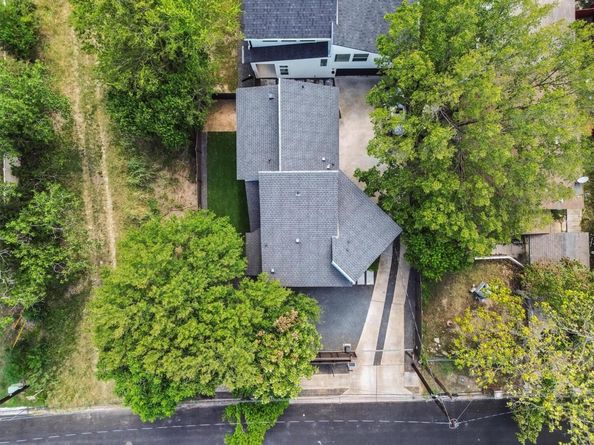 5609 Tura LN A, Austin TX 78721