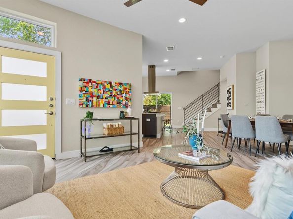 5609 Tura LN A, Austin TX 78721