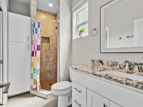 5609 Tura LN A, Austin TX 78721