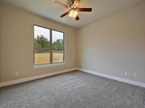 208 Venture BLVD S, Point Venture TX 78645