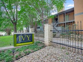 3204 Menchaca RD 103, Austin TX 78704