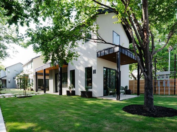 517 Tillery ST 1, Austin TX 78702