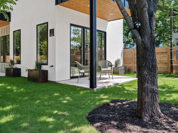 517 Tillery ST 1, Austin TX 78702