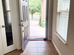10016 Wading Pool PATH, Austin TX 78748