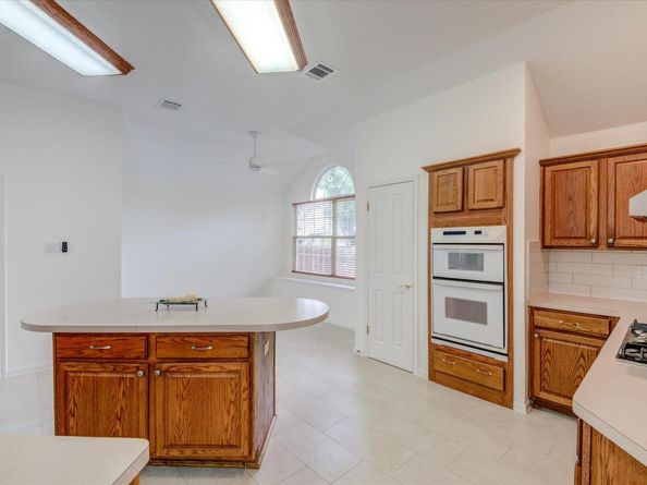 6604 Donner CV, Austin TX 78749