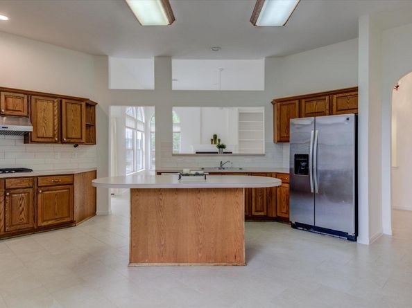6604 Donner CV, Austin TX 78749