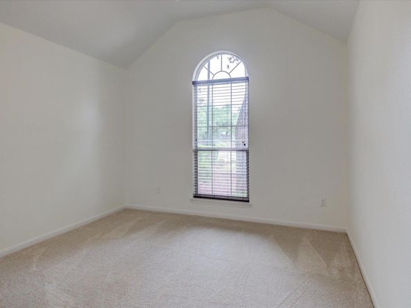 6604 Donner CV, Austin TX 78749