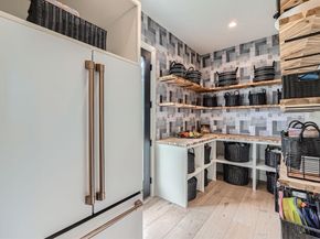 1733 Nightlife CV, Spicewood TX 78669