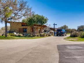 1733 Nightlife CV, Spicewood TX 78669