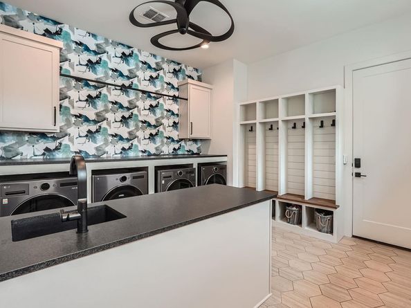 1733 Nightlife CV, Spicewood TX 78669