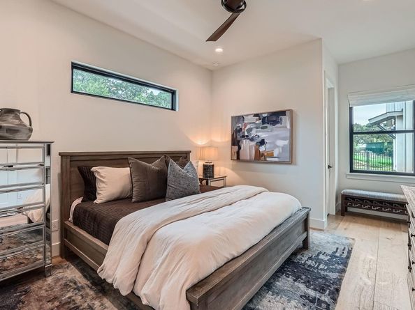 1733 Nightlife CV, Spicewood TX 78669