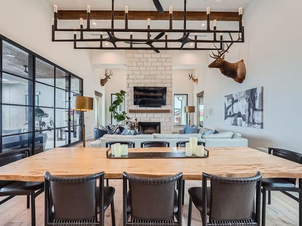 1733 Nightlife CV, Spicewood TX 78669