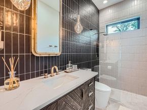 1733 Nightlife CV, Spicewood TX 78669