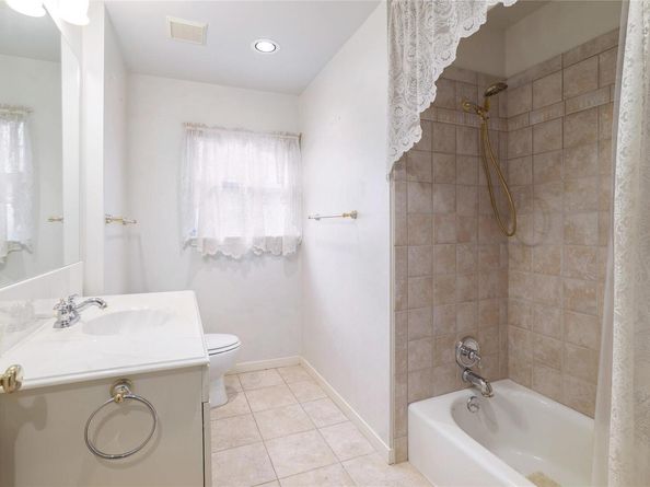 7300 Greenhaven DR, Austin TX 78757