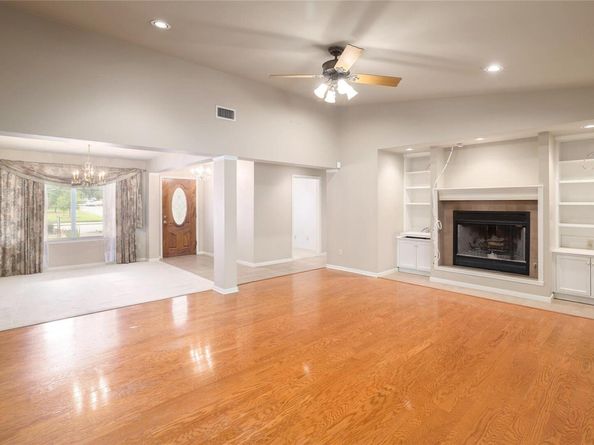 7300 Greenhaven DR, Austin TX 78757