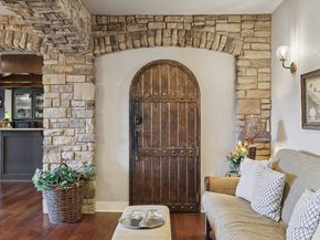 111 Vailco LN, Austin TX 78738