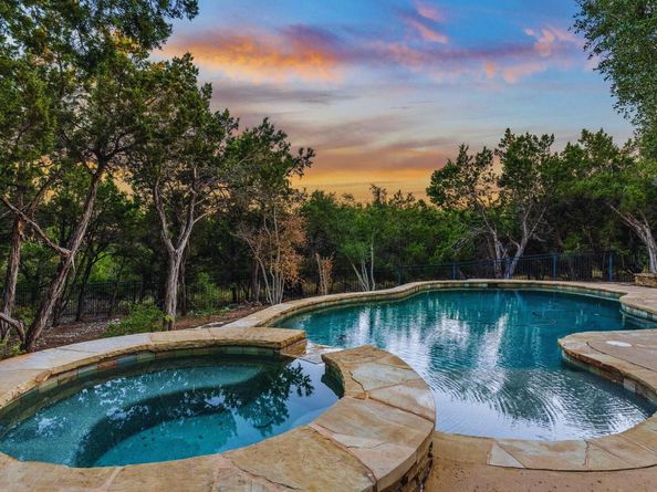 7409 Lantern View DR, Jonestown TX 78645