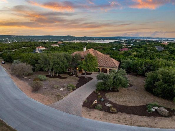 7409 Lantern View DR, Jonestown TX 78645