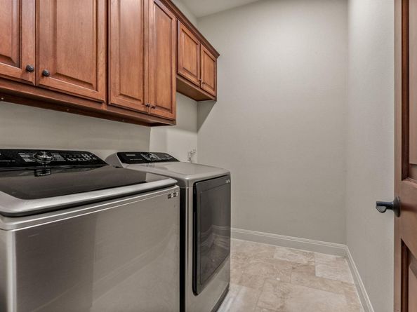 7409 Lantern View DR, Jonestown TX 78645