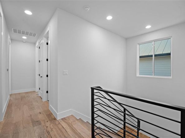 2211 Santa Rosa ST, Austin TX 78702