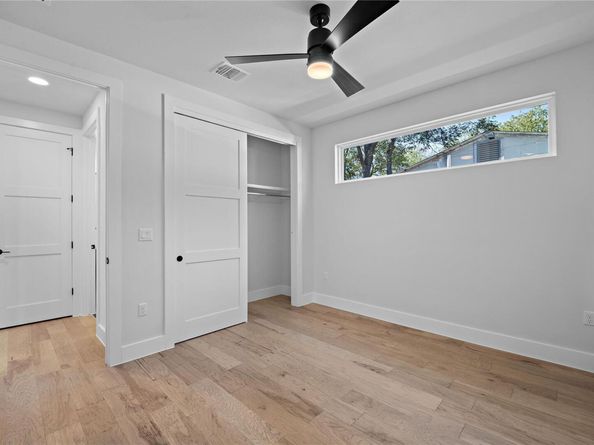 2211 Santa Rosa ST, Austin TX 78702