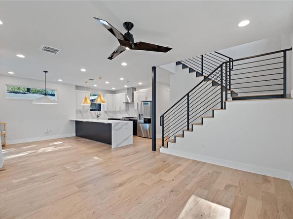 2211 Santa Rosa ST, Austin TX 78702