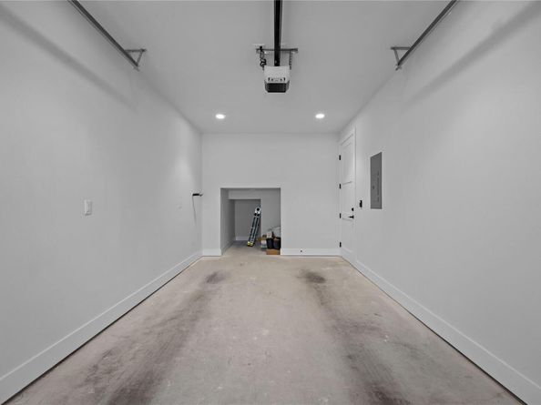 2211 Santa Rosa ST, Austin TX 78702