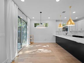 2211 Santa Rosa ST, Austin TX 78702