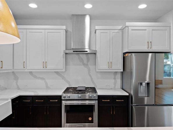 2211 Santa Rosa ST, Austin TX 78702