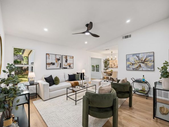10206 Oak Hollow CIR, Austin TX 78758