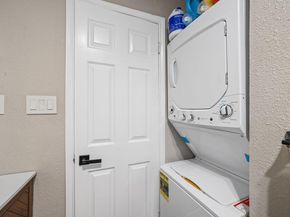 3111 Tom Green ST 208, Austin TX 78705