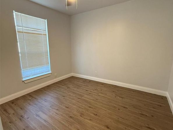 1313 Delano ST, Austin TX 78721