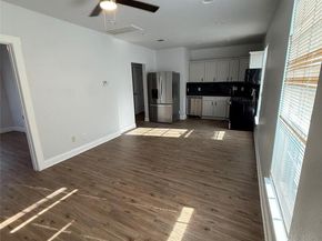 1313 Delano ST, Austin TX 78721